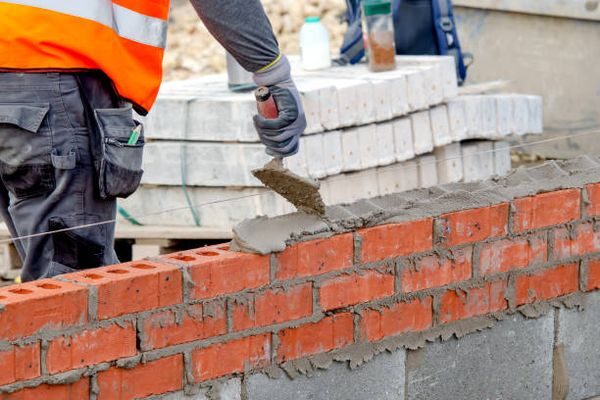 bricklayer brickwork
