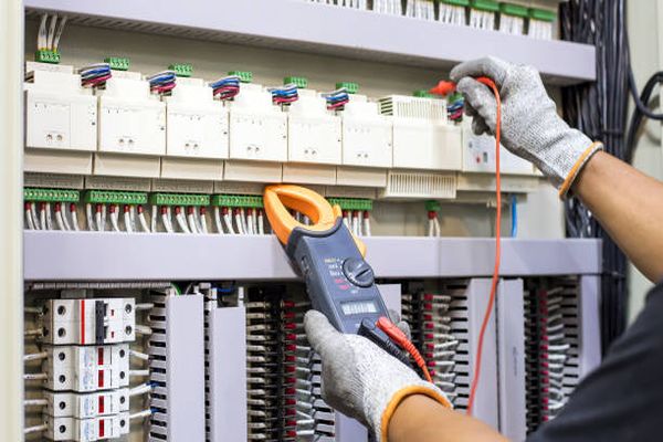 electrician electrical