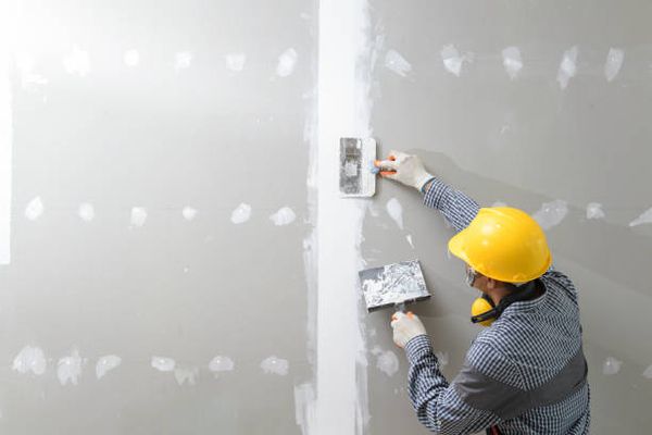 plastering repairs service